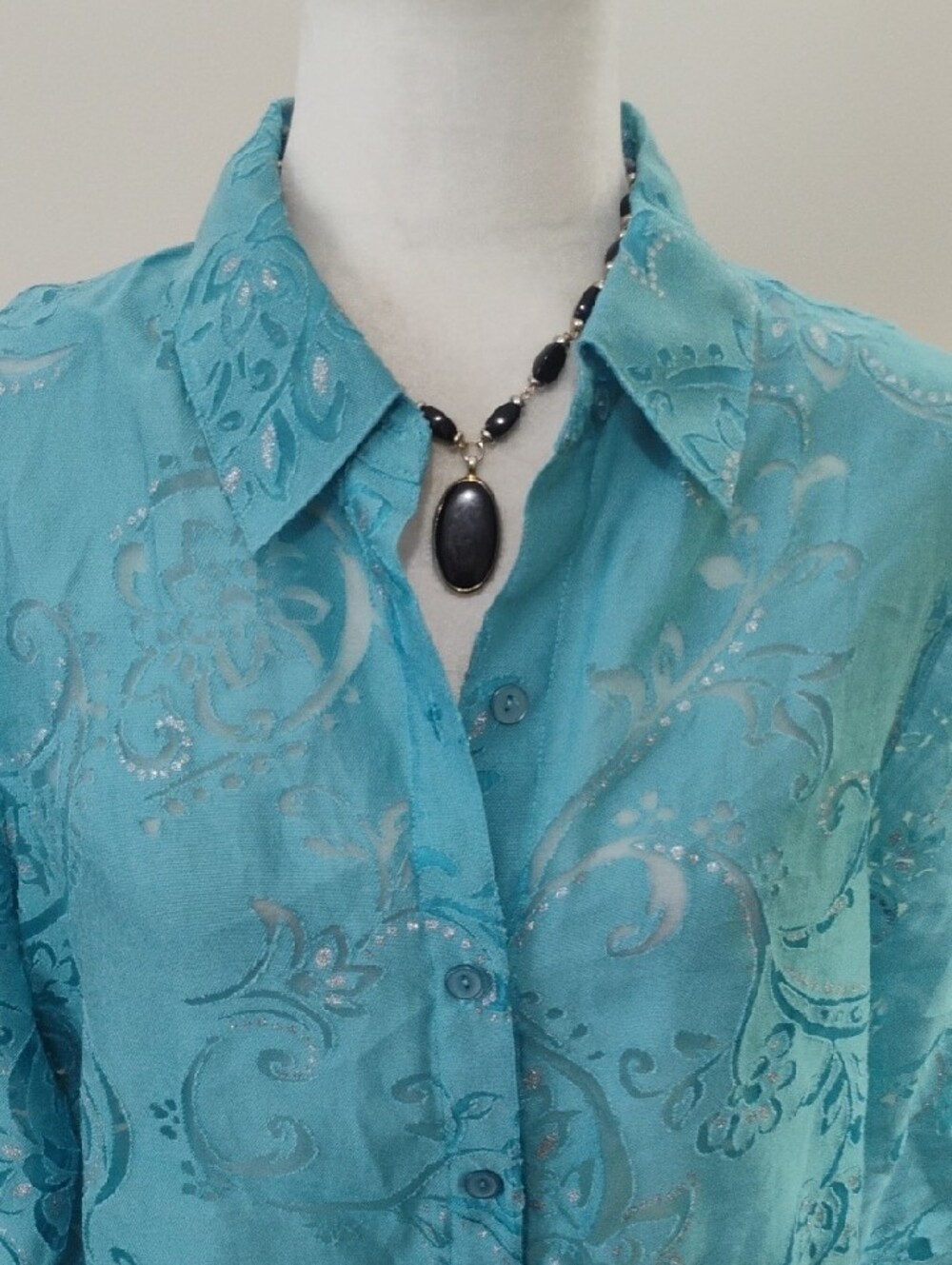 Stunning Alfred Dunner Blouse - Picture 2 of 8
